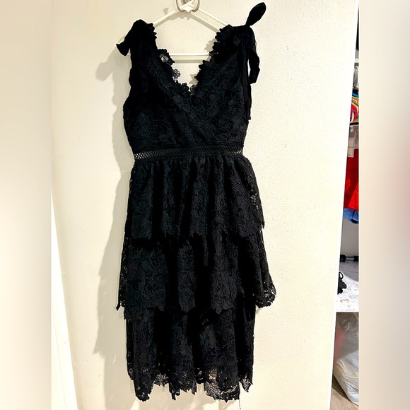 NY&C Floral-Crochet Tiered Tie-Shoulder Dress - Just Me Black Size M - Picture 5 of 9